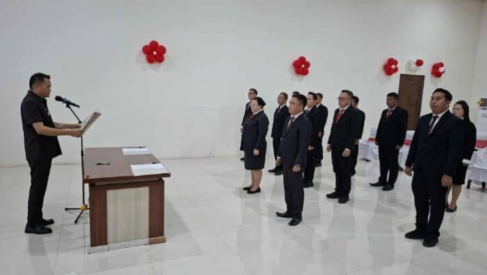 Bupati Ronald Kandoli Lantik 15 Pejabat Administrator Baru, Ini Daftarnya