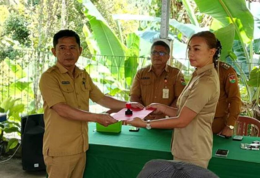 Sertijab Sekcam Ratahan Timur, Yolanda Sumual Resmi Digantikan Teddy Rugian