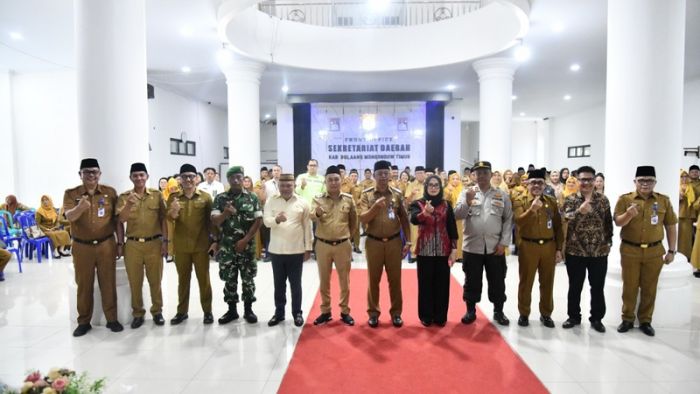 Stunting Boltim Turun Drastis, Bupati Oskar Manoppo Kukuhkan Tim Baru 2025-2029