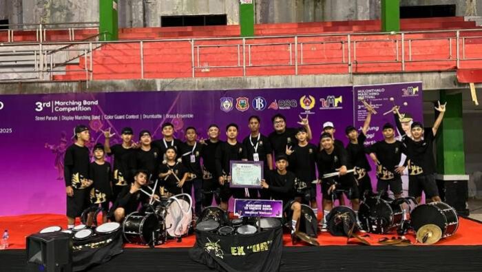 Tim Ex UR Mitra Marching Band Harumkan Nama Minahasa Tenggara di Festival Hulontalo