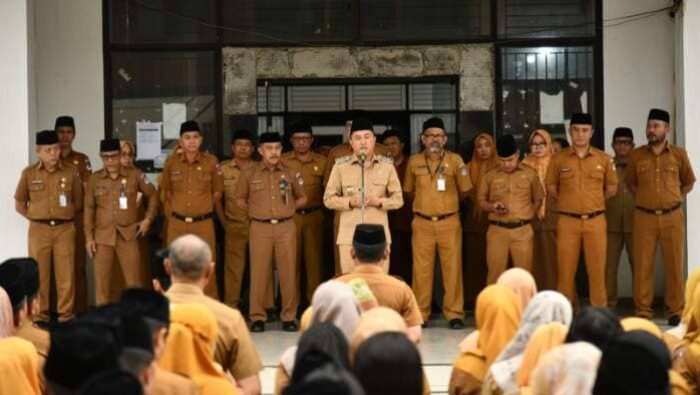 Wabup Argo Sumaiku Tegaskan Disiplin ASN di Apel Perdana September
