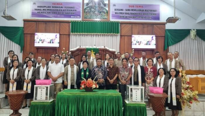 Rayakan HUT ke-154, Jemaat GMIM Eben Haezar Molompar Ajak Warga Terus Bersyukur