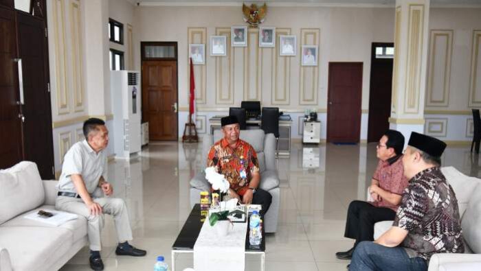 Bupati Oskar Manoppo Terima Kunjungan Kadis ESDM Sulut Bahas Sinkronisasi Bidang Minerba