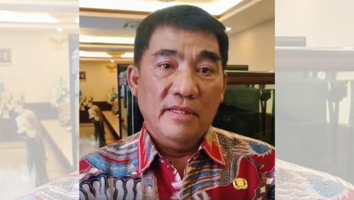 Gubernur Yulius Selvanus Komaling Rela Otomatisasi Anggaran Pribadi untuk Bangkitkan Kolam Renang KONI Sario