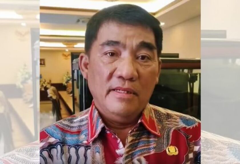 Gubernur Yulius Selvanus Komaling Rela Otomatisasi Anggaran Pribadi untuk Bangkitkan Kolam Renang KONI Sario