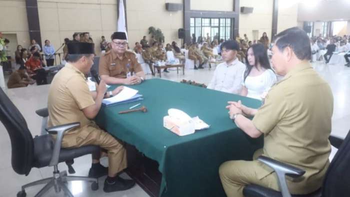 Momen Sakral di Graha Bumi Beringin, Wakil Gubernur Sulut dan Asisten I Boltim Jadi Saksi Pernikahan Warga