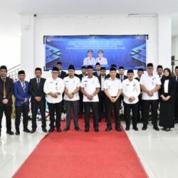 Bupati Oskar Manoppo Lantik 22 Pejabat Baru