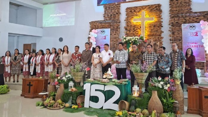 Bupati Ronald Kandoli Ajak Jemaat GMIM Nazaret Wongkai Bersinergi Bangun Daerah