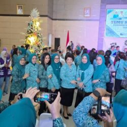 PKK Boltim meraih sejumlah penghargaan di ajang PKK Sulut 2025, hasil kerja keras kader desa dan dukungan pemerintah daerah.