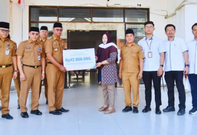 Bupati Oskar Manoppo Serahkan Santunan Duka BPJS Ketenagakerjaan, Tegaskan Perlindungan Pekerja Boltim
