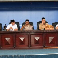 Rapat Perdana Pemkab Boltim 2026, Bupati Oskar Manoppo Tekankan Sinergi Pelayanan