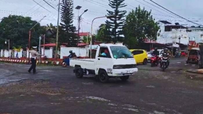 Polres Mitra Perkuat Strong Point Pagi, Lalu Lintas Ratahan Dijaga Tetap Aman dan Lancar