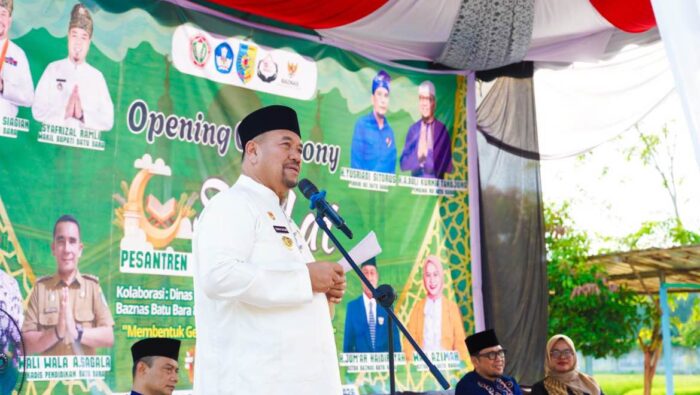 Bupati Batu Baharuddin Pesantren Kilat RIE, Tekankan Penguatan Karakter Generasi Muda di Era Digital