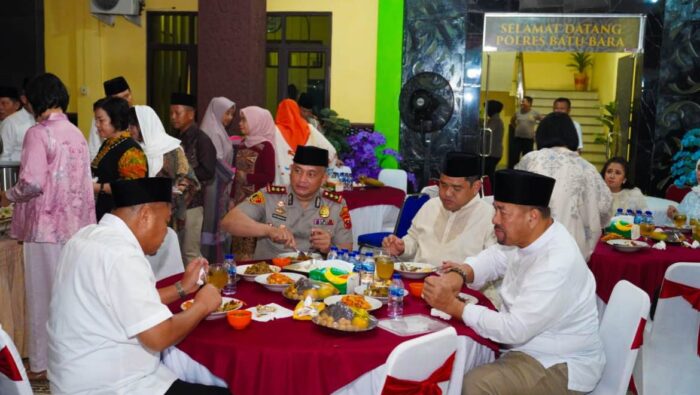 Perkuat Sinergi dan Ukhuwah Islamiyah, Bupati Hadiri Buka Puasa Bersama Polres Batu Bara