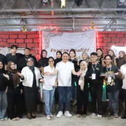 Ronald Kandoli Apresiasi Kreativitas Pemuda Masjid Tababo Raya Kelola Cafe Ramadhan