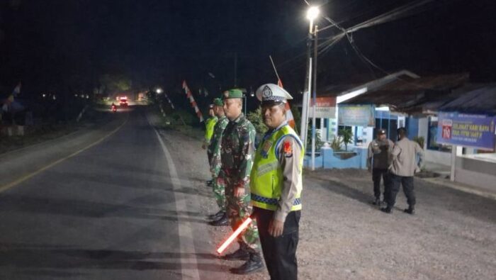 Sinergi TNI–Polri, Koramil 13/AN Perkuat Pengamanan Lebaran di Bilah Hulu
