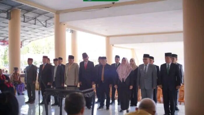 Tekankan Kinerja dan Pelayanan Publik, Bupati Bolmong Lantik 20 Pejabat