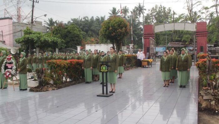 HUT Ke-80 Persit KCK, Ny. Indah Hanung Pimpin Ziarah Rombongan di TMP Rantauprapat