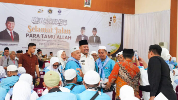 Lepas Jemaah Kloter 4, Bupati Batu Bara: Jaga Kesehatan dan Fokus Ibadah di Tanah Suci