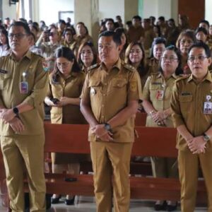 Ibadah ASN Mitra, Wabup Fredy Tuda Tekankan Integritas dan Spiritualitas