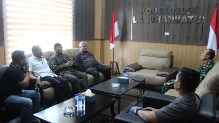 Pererat Sinergi, Dandim 0209/Labuhanbatu Terima Kunjungan Silaturahmi H. Buyung
