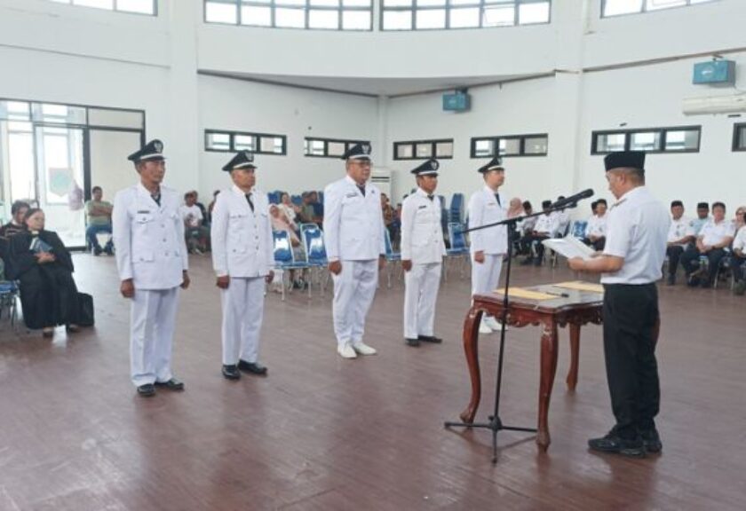 Wabup Argo Sumaiku Lantik 5 Pj Sangadi, Tekankan Integritas dan Pelayanan Publik