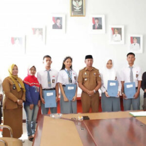 Bupati Oskar Manoppo Lepas 4 Pelajar Terbaik Boltim Ikuti Seleksi Paskibraka Sulut dan Tingkat Nasional 2026