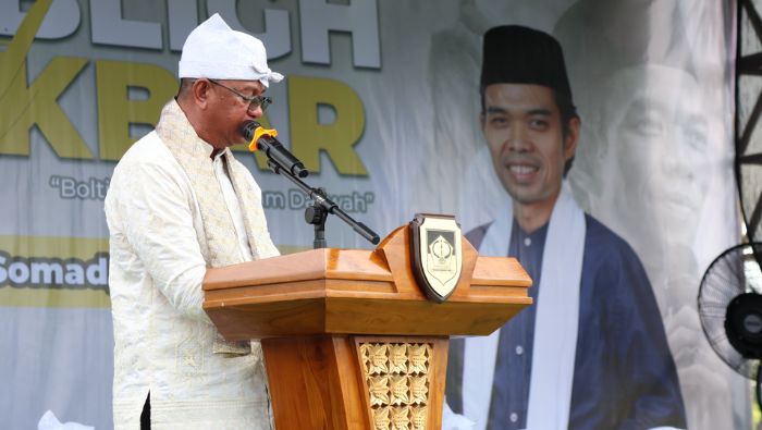 Bupati Oskar Manoppo: Tabligh Akbar Ustadz Abdul Somad Jadi Momentum Persaudaraan dan Kebangkitan Ekonomi