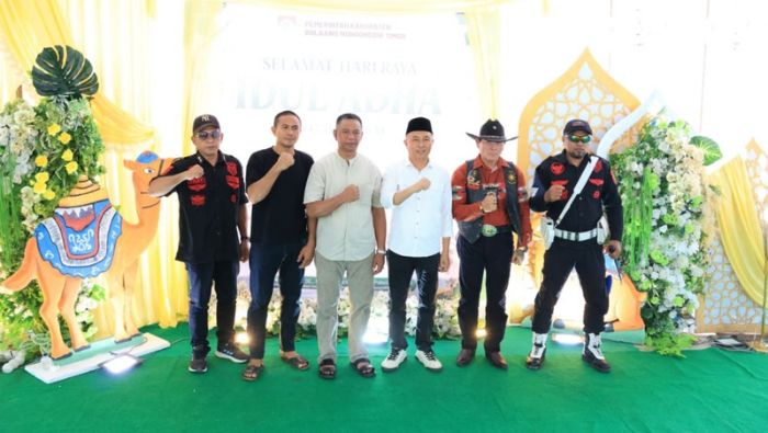 Usai Shalat Idul Adha, Bupati Oskar Manoppo Gelar Open House, Warga Boltim Padati Rumah Dinas