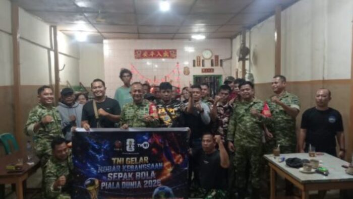 Lewat Nonton Bareng Piala Dunia, Koramil 03/SB Bangun Kebersamaan Dan Komunikasi Harmonis Bersama Masyarakat