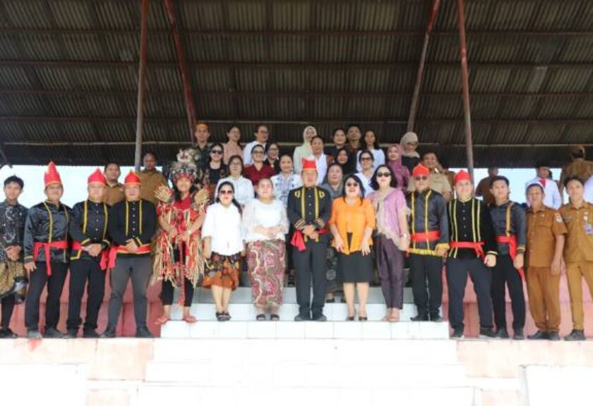 Peringati HARGANAS 2026, Wabup Mitra Tekankan Peran Ayah dalam Membangun Generasi Emas