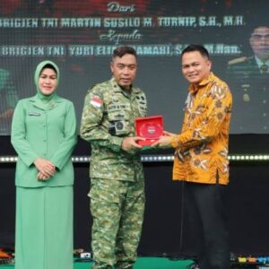 Bupati onald Kandoli Hadiri Sertijab Danrem 131Santiago, Tegaskan Sinergi TNI dan Pemda di Sulut