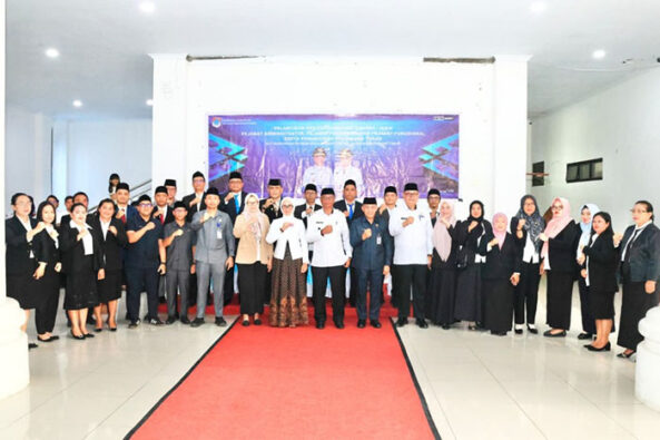 Bupati Oskar Manoppo Lantik Pejabat Baru, Tekankan Integritas dan Pelayanan untuk Masyarakat
