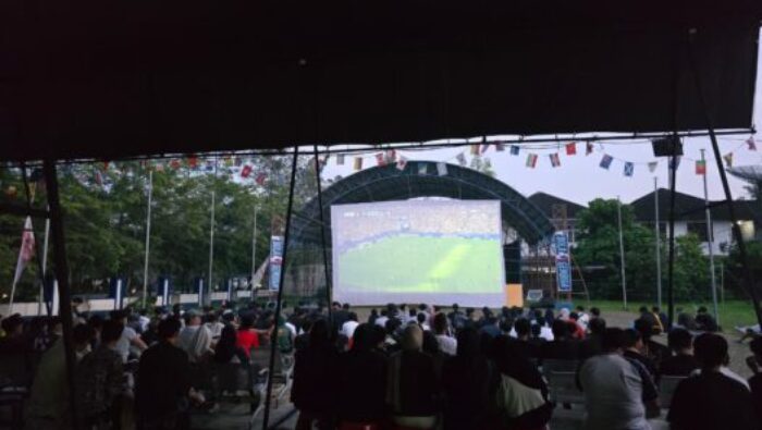 Kodim 1207/Pontianak Ajak Masyarakat Kota Pontianak Nobar Bola Gembira Inggris Vs Prancis