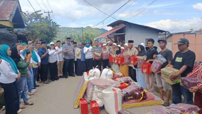 Pemkab Boltim Salurkan Bantuan untuk Korban Kebakaran di Desa Bongkudai