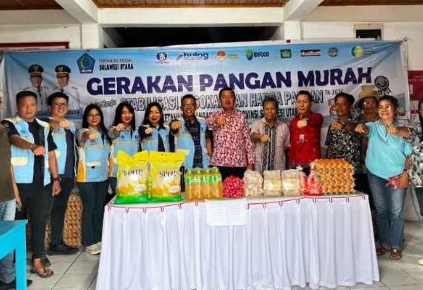 Wabup Fredy Tuda Tinjau Gerakan Pangan Murah, Warga Mitra Antusias Berburu Sembako Murah