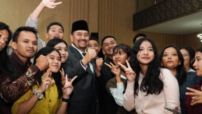 Bupati Batu Bara Dorong Pemuda Kristen Siapkan Diri Menyongsong Indonesia Emas 2045