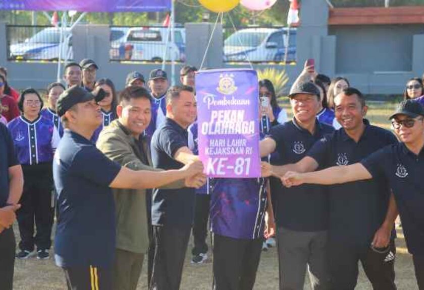 Bupati Ronald Kandoli Hadiri Pembukaan Pekan Olahraga Hari Lahir Kejaksaan RI ke-81