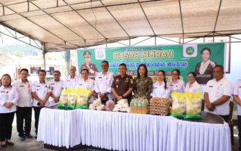Sambut HUT Kejaksaan RI ke-81, Kejari Minsel-Mitra Gelar Pengobatan Gratis dan Pasar Murah