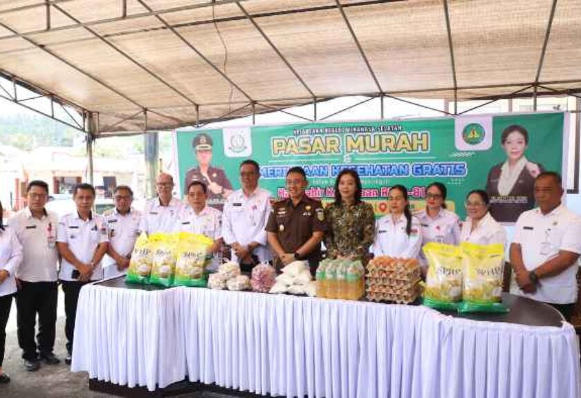 Sambut HUT Kejaksaan RI ke-81, Kejari Minsel-Mitra Gelar Pengobatan Gratis dan Pasar Murah