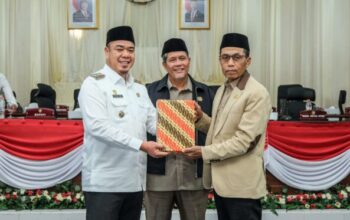 Wakil Bupati Batu Bara Sampaikan Nota Keuangan dan Ranperda Perubahan APBD Tahun 2026