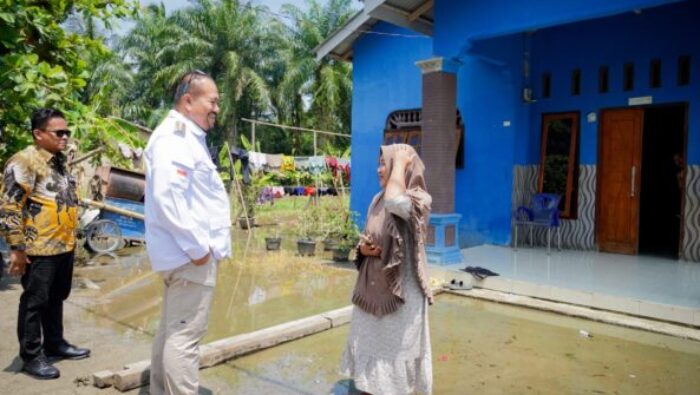 Respon Cepat, Bupati Batu Bara Turun Langsung ke Lokasi Banjir Gambus Laut