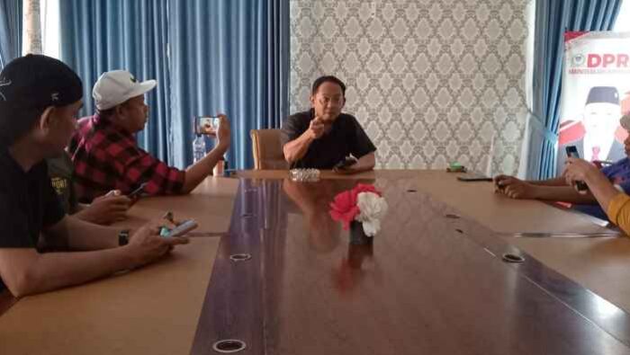 Dikaitkan Isu Narkoba, Rahman Salehe Justru Minta Seluruh Anggota DPRD Boltim Tes Urine
