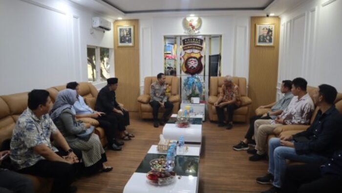 Perkuat Kerukunan Umat Beragama, Kapolres Ketapang Sambut Kunjungan Silaturahmi Pengurus FKUB