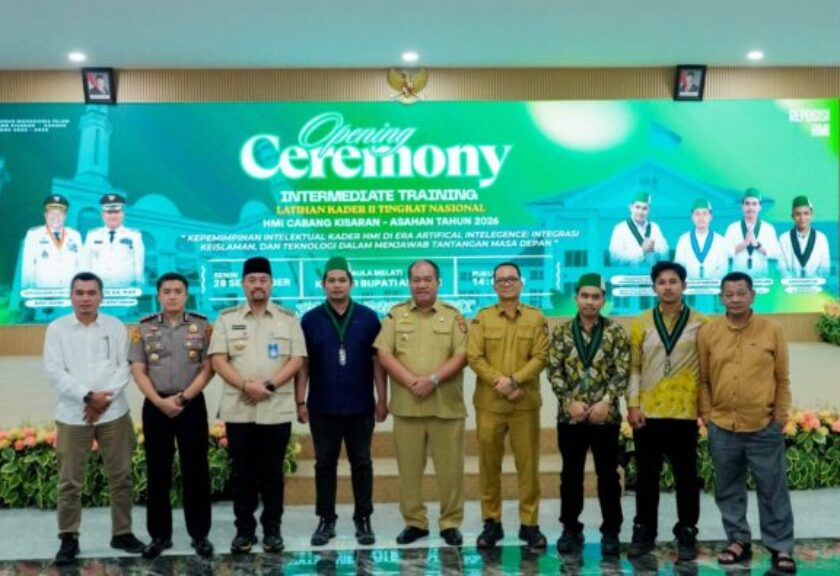 Bupati Batu Bara Dorong Kader HMI Siap Hadapi Tantangan Era Kecerdasan Buatan