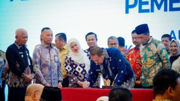 Perkuat Tata Kelola Antikorupsi, Bupati Batu Bara Hadiri Rakor KPK dan Kemendagri di Medan