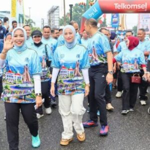 Bupati Maya Hasmita Lepas Jalan Santai HUT ke-81 Labuhanbatu, Ribuan Warga Antusias