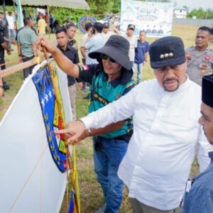 Langit Pantai Sejarah Penuh Warna, Baharuddin Siagian Buka Festival Layang-Layang Piala Bupati Batu Bara
