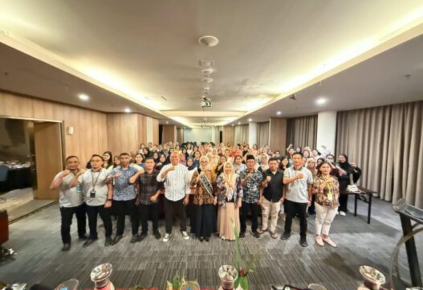 Tutup Bimtek PAUD di Manado, Rosita Manoppo Pobela Tekankan Pentingnya Pencegahan Stunting Sejak Dini