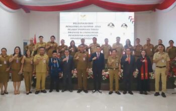 Bupati Ronald Kandoli Lantik 2 Pejabat Definitif, 3 Lainnya Ditunjuk sebagai Plt